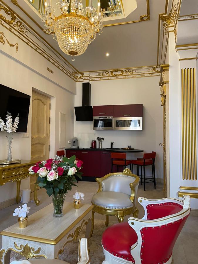 נרבון Suite Imperiale Eglise Du Couvent מראה חיצוני תמונה